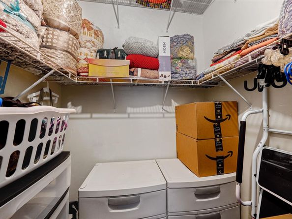 650 NW 78th Ter 201, Pembroke Pines FL 33024