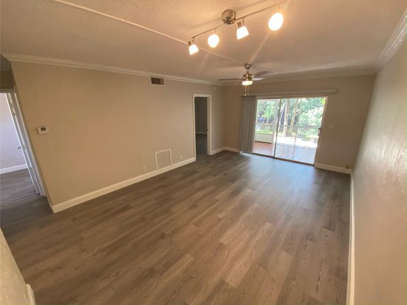 1400 NE 57th St 104, Fort Lauderdale FL 33334