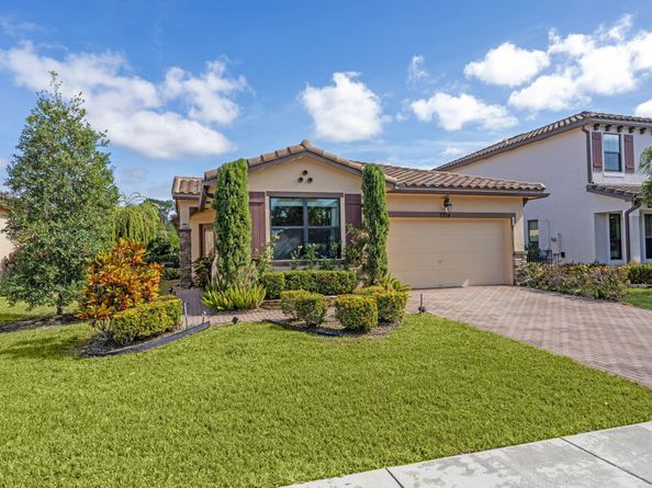 3214 Dunning Drive, Royal Palm Beach FL 33411