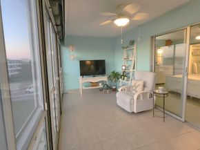 424 Dover B, West Palm Beach FL 33417