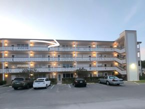 424 Dover B, West Palm Beach FL 33417