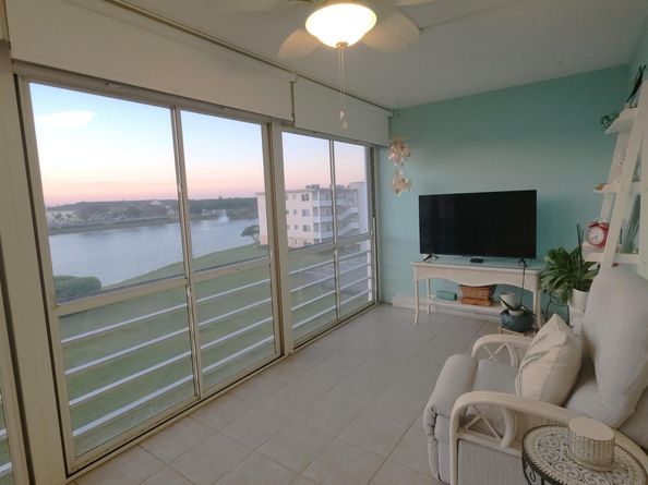 424 Dover B, West Palm Beach FL 33417