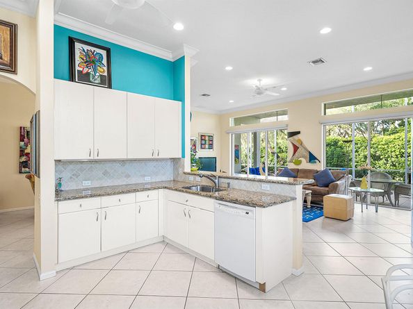 6922 Elianto Way, Lake Worth FL 33467