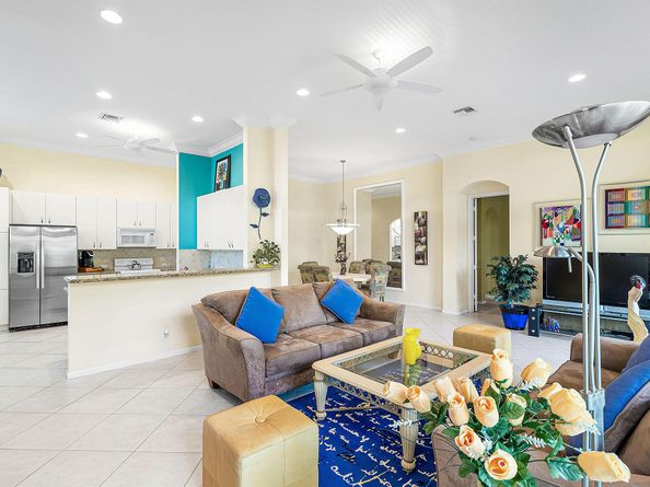 6922 Elianto Way, Lake Worth FL 33467