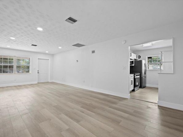 424 N B Street, Lake Worth Beach FL 33460