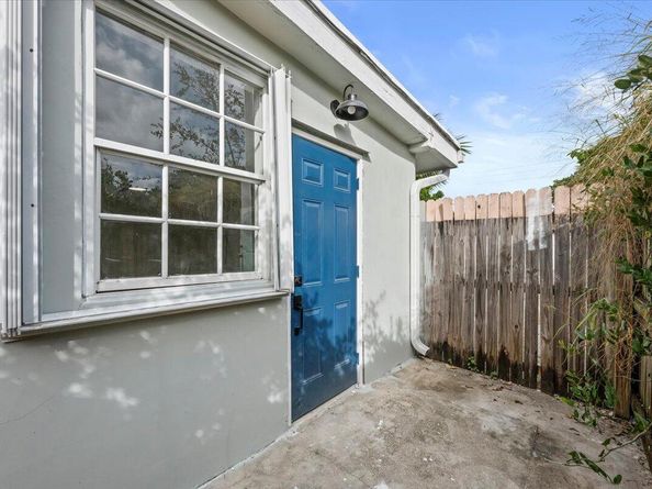 424 N B Street, Lake Worth Beach FL 33460