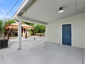 424 N B Street, Lake Worth Beach FL 33460