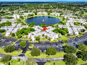 5280 Las Verdes Cir 202, Delray Beach FL 33484