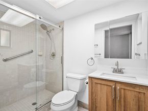 5280 Las Verdes Cir 202, Delray Beach FL 33484