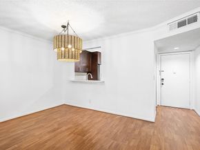 5280 Las Verdes Cir 202, Delray Beach FL 33484