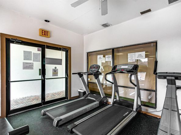 5280 Las Verdes Cir 202, Delray Beach FL 33484