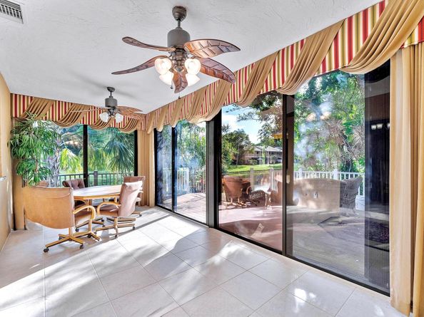 4289 Acacia Cir, Coconut Creek FL 33066