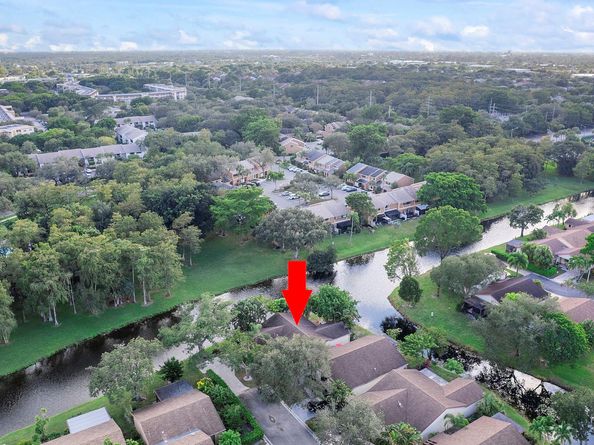 4289 Acacia Cir, Coconut Creek FL 33066