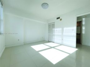 31 SE 5th Street 2307, Miami FL 33131