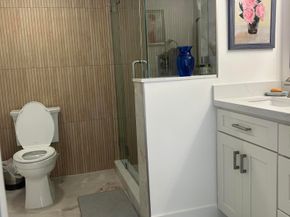 1901 Marina Isle Way 302, Jupiter FL 33477
