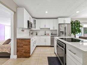 124 Davis Road, Palm Springs FL 33461