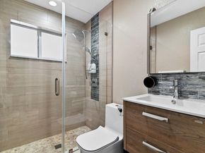 124 Davis Road, Palm Springs FL 33461