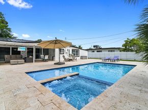 124 Davis Road, Palm Springs FL 33461