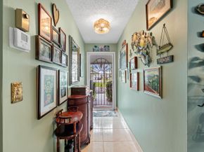 2017 SW Golf Lane 113, Boynton Beach FL 33426