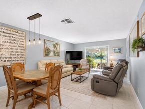 2017 SW Golf Lane 113, Boynton Beach FL 33426