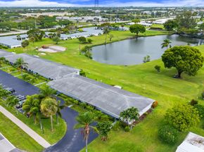 2017 SW Golf Lane 113, Boynton Beach FL 33426