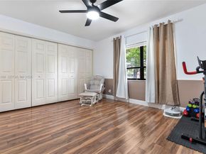 1001 SW 93rd Avenue, Plantation FL 33324