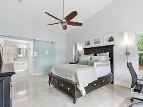 1001 SW 93rd Avenue, Plantation FL 33324