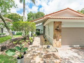 1001 SW 93rd Avenue, Plantation FL 33324