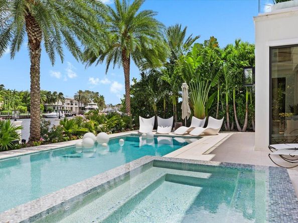70 Isla Bahia Drive, Fort Lauderdale FL 33316