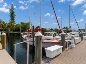 2731 NE 14th St Causeway 115, Pompano Beach FL 33062