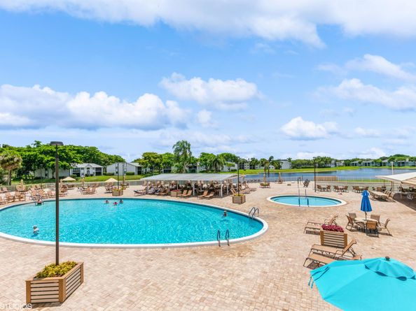 15324 Lakes Of Delray Boulevard 210, Delray Beach FL 33484