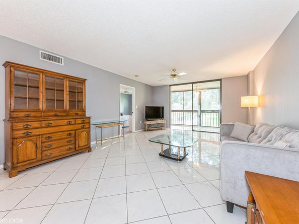 15324 Lakes Of Delray Boulevard 210, Delray Beach FL 33484