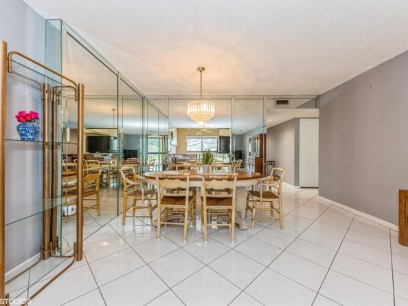 15324 Lakes Of Delray Boulevard 210, Delray Beach FL 33484