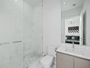 3300 NE 188th St UPH09, Aventura FL 33180