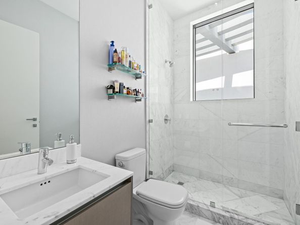3300 NE 188th St UPH09, Aventura FL 33180