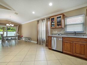 18643 SW 15th St, Pembroke Pines FL 33029