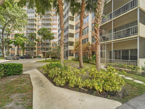 10777 W Sample Rd 805, Coral Springs FL 33065