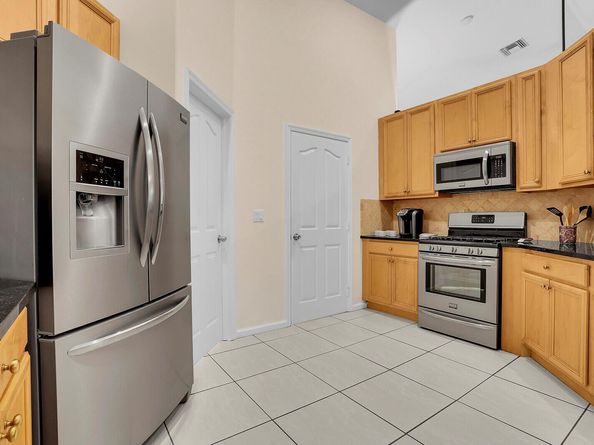 474 Otter Lane S, Jupiter FL 33458