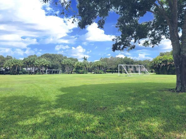 474 Otter Lane S, Jupiter FL 33458