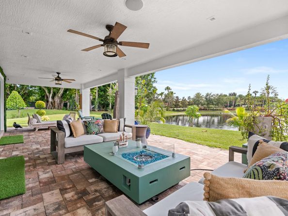 6204 Celadon Circle, Palm Beach Gardens FL 33418
