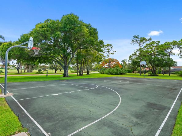 6204 Celadon Circle, Palm Beach Gardens FL 33418