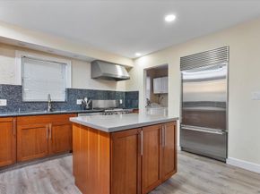 1359 Washington Street, Hollywood FL 33019