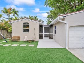 1359 Washington Street, Hollywood FL 33019