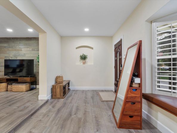 1359 Washington Street, Hollywood FL 33019
