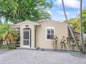 1359 Washington Street, Hollywood FL 33019