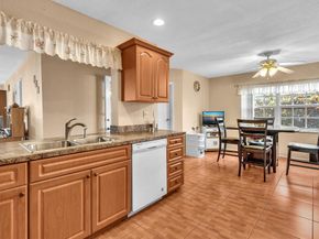 4220 NW 49th Ave, Lauderdale Lakes FL 33319