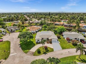 4220 NW 49th Ave, Lauderdale Lakes FL 33319