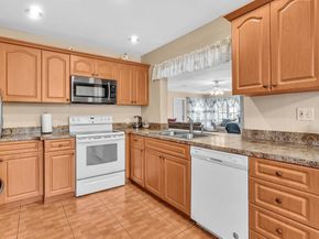 4220 NW 49th Ave, Lauderdale Lakes FL 33319