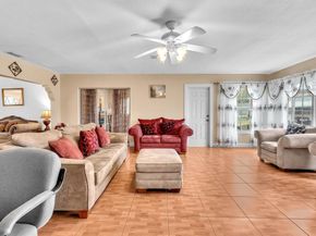 4220 NW 49th Ave, Lauderdale Lakes FL 33319