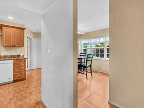 4220 NW 49th Ave, Lauderdale Lakes FL 33319